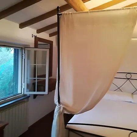 別荘 Casa Con Vista E Piscina Nelle Colline Della Versilia *