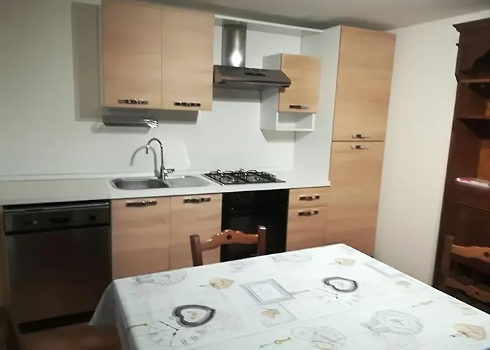 Ferienhaus Casa Con Vista E Piscina Nelle Colline Della Versilia